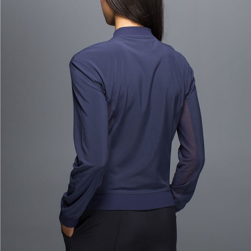 Lululemon Noir Jacket Cadet Blue Size 4